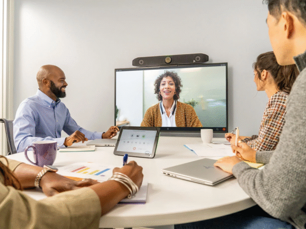 Poly Studio X52 All-In-One Video Bar - Image 7
